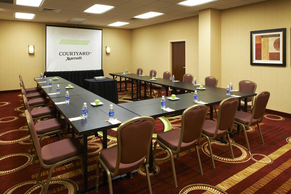 Courtyard By Marriott Chicago Downtown/River North Dış mekan fotoğraf