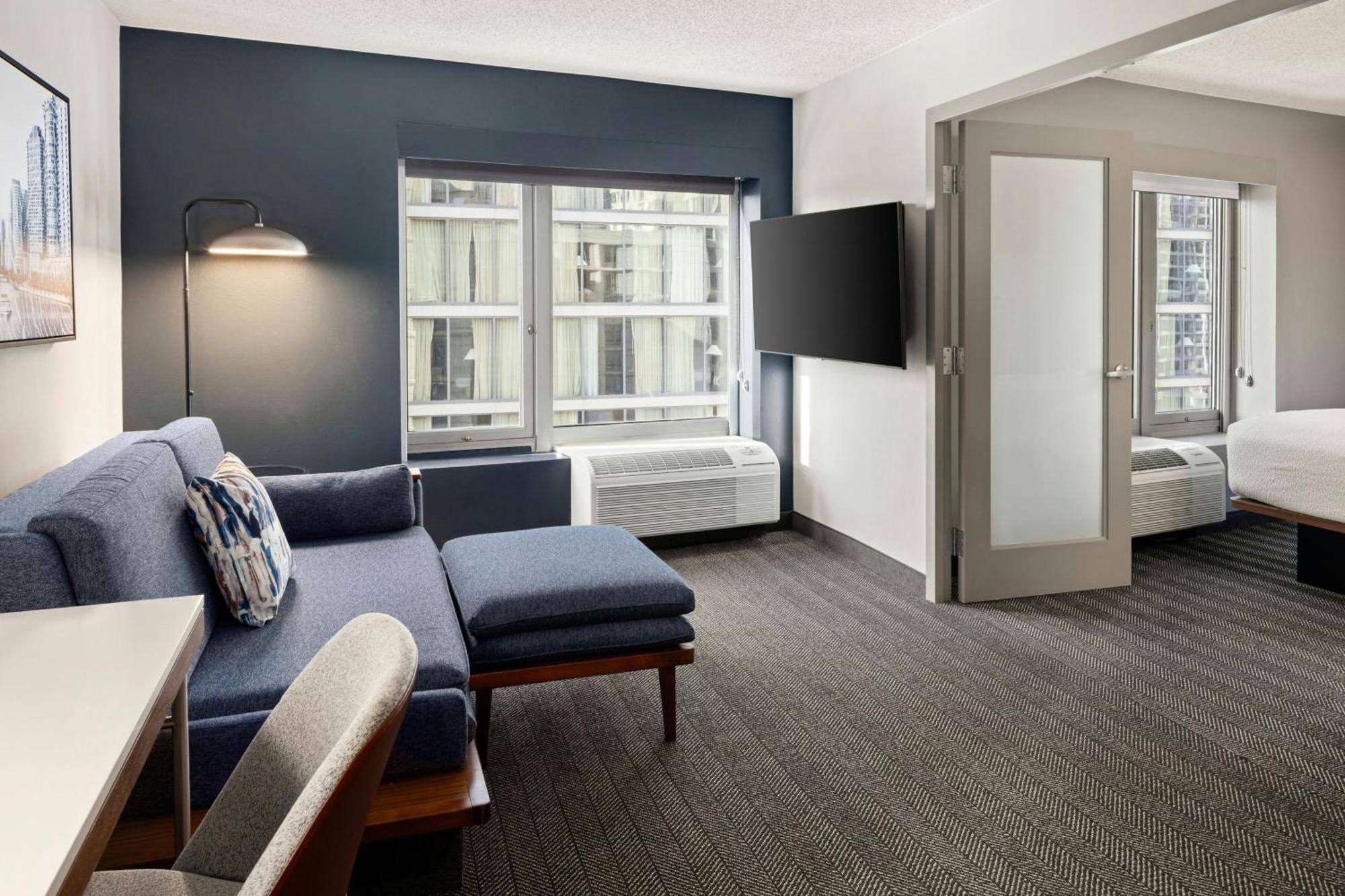 Courtyard By Marriott Chicago Downtown/River North Dış mekan fotoğraf