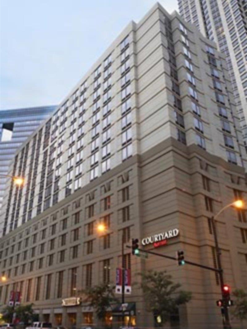 Courtyard By Marriott Chicago Downtown/River North Dış mekan fotoğraf