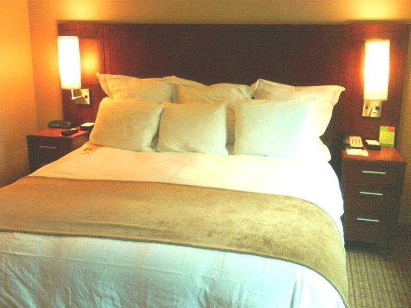 Courtyard By Marriott Chicago Downtown/River North Dış mekan fotoğraf