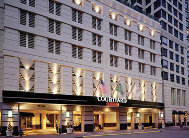 Courtyard By Marriott Chicago Downtown/River North Dış mekan fotoğraf