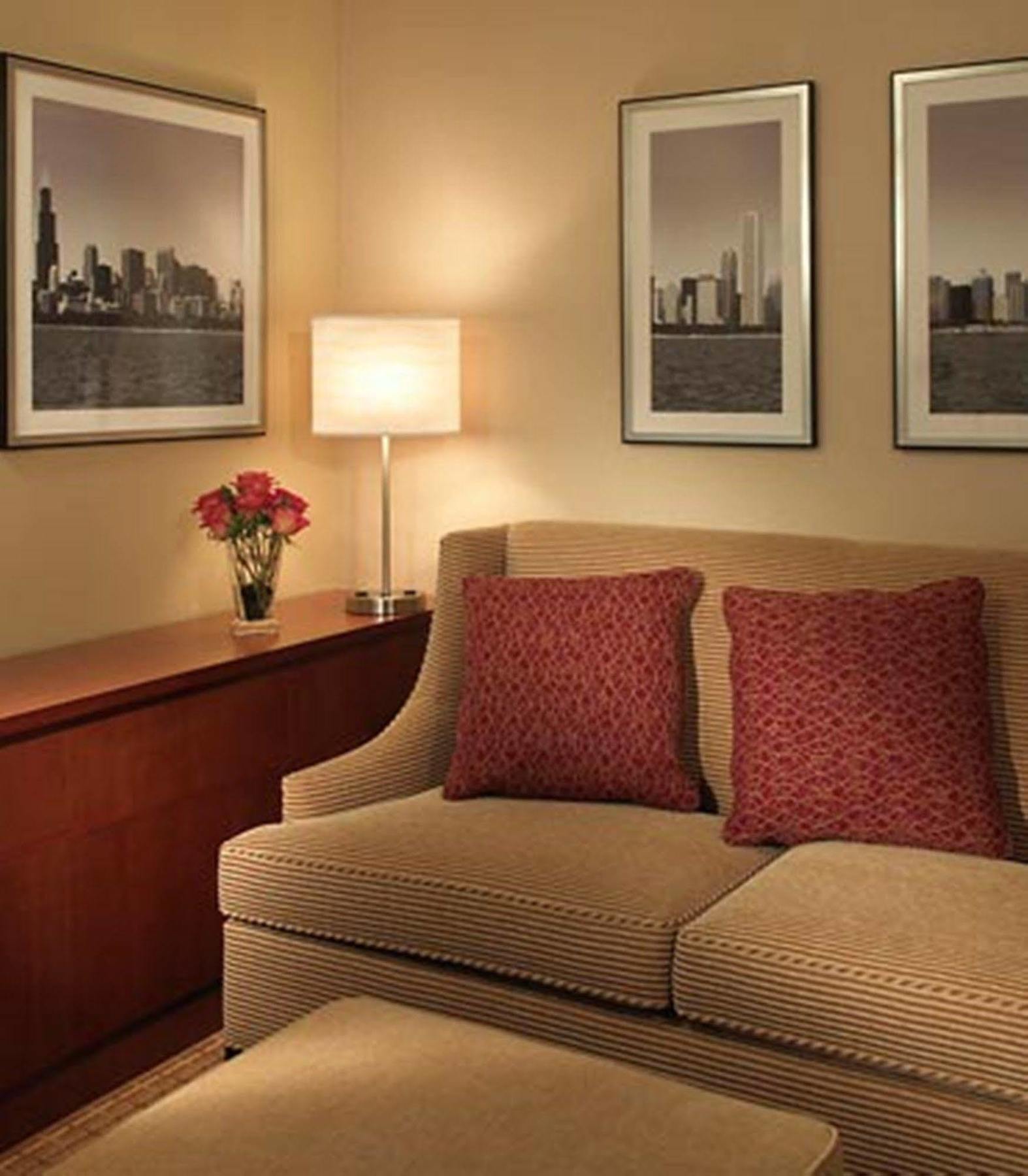Courtyard By Marriott Chicago Downtown/River North Oda fotoğraf